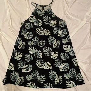 F21 Tropical Monstera Print Swing Dress Size XS